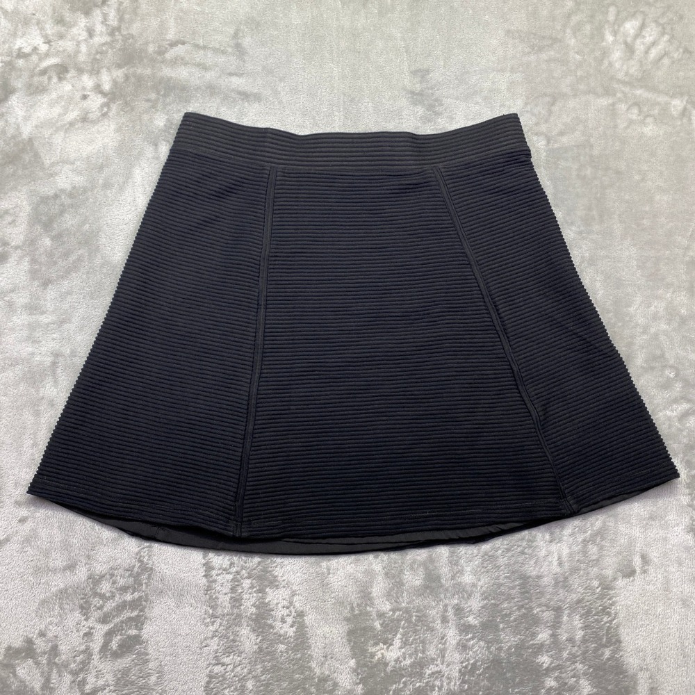 Vince Black Ribbed Knit A Line Skirt Size Medium Elastic Waist Casual Fits 30"‎